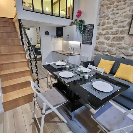Clara - Modern Loft Sorbonne Notre-dame Historic 3*