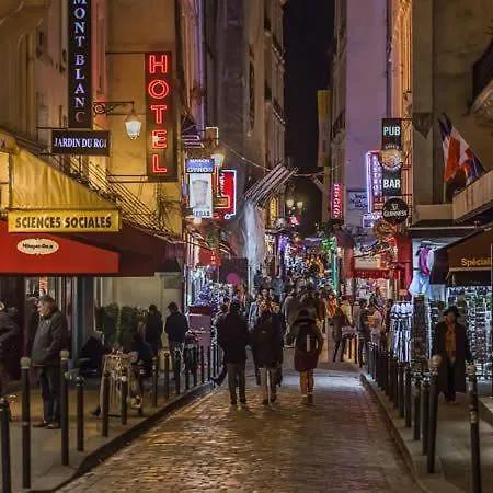 Bed & Breakfast Clara - Modern Loft Sorbonne Notre-dame Historic Parigi