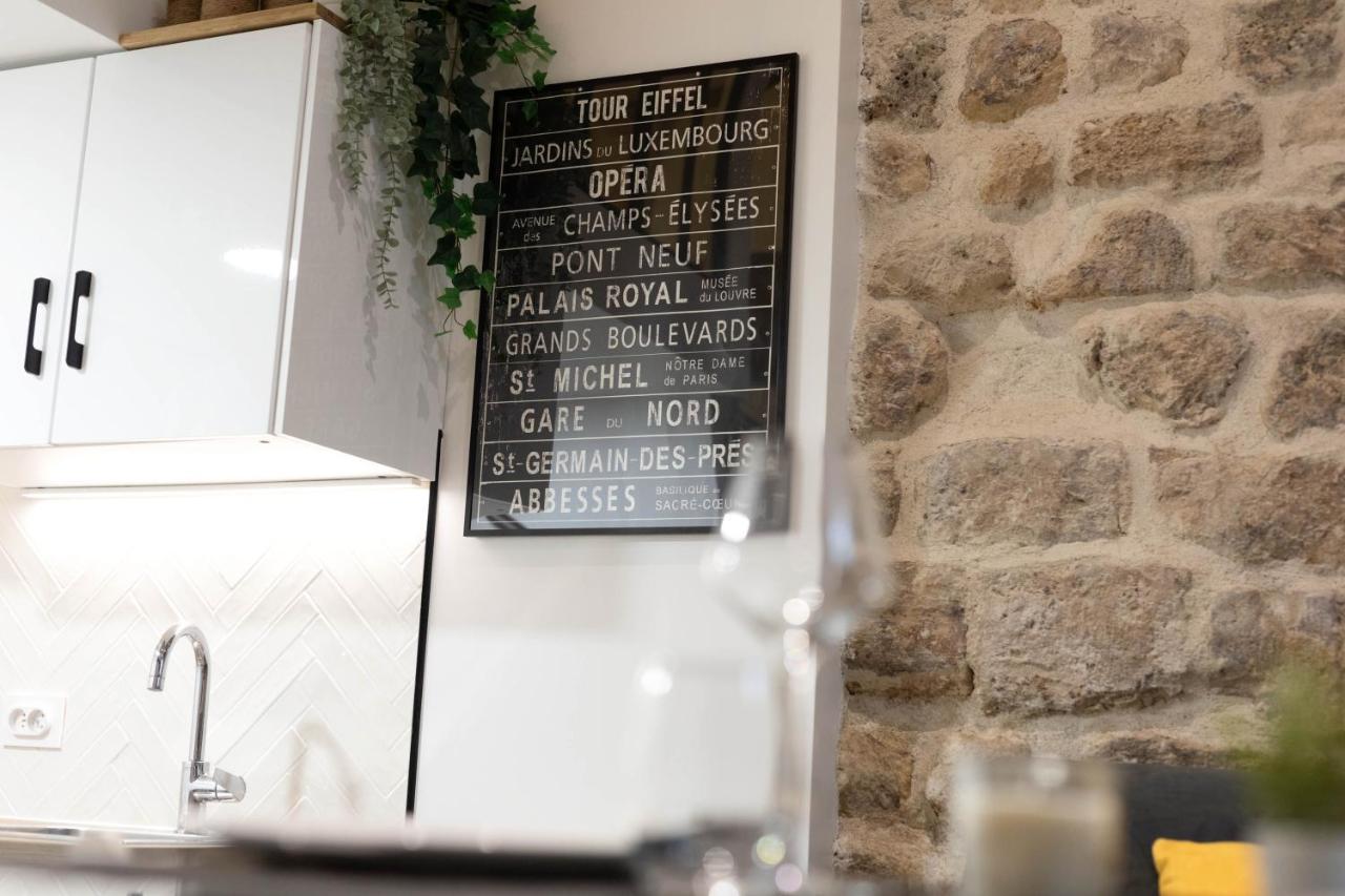 Clara - Modern Loft Sorbonne Notre-dame Historic Bed & Breakfast